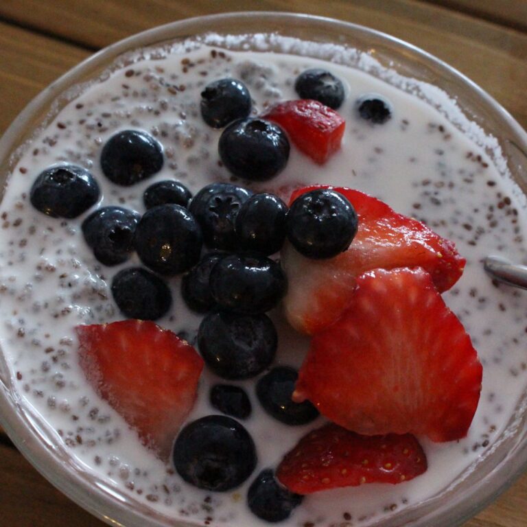 blueberry-strawberry-pudding